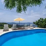 Two-Bedroom Holiday Home in Slano Vakantiehuis