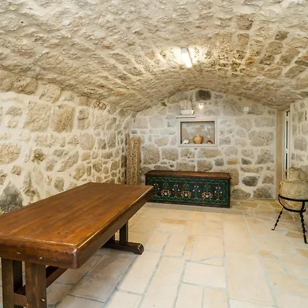 Stunning In With Wifi