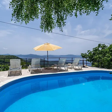 Stunning In With Wifi Ferienhaus