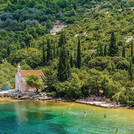 Stunning In With Wifi 슬라노