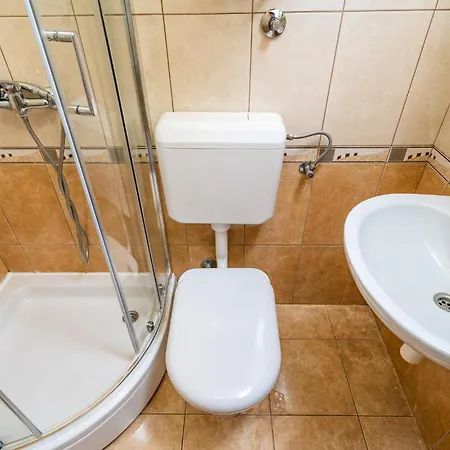 Stunning In With Wifi Slano